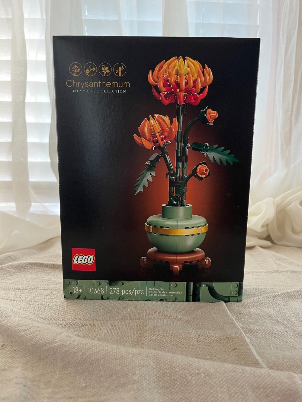 Lego Botanical Chrysanthemum Pieces in Orange, Green & Brown